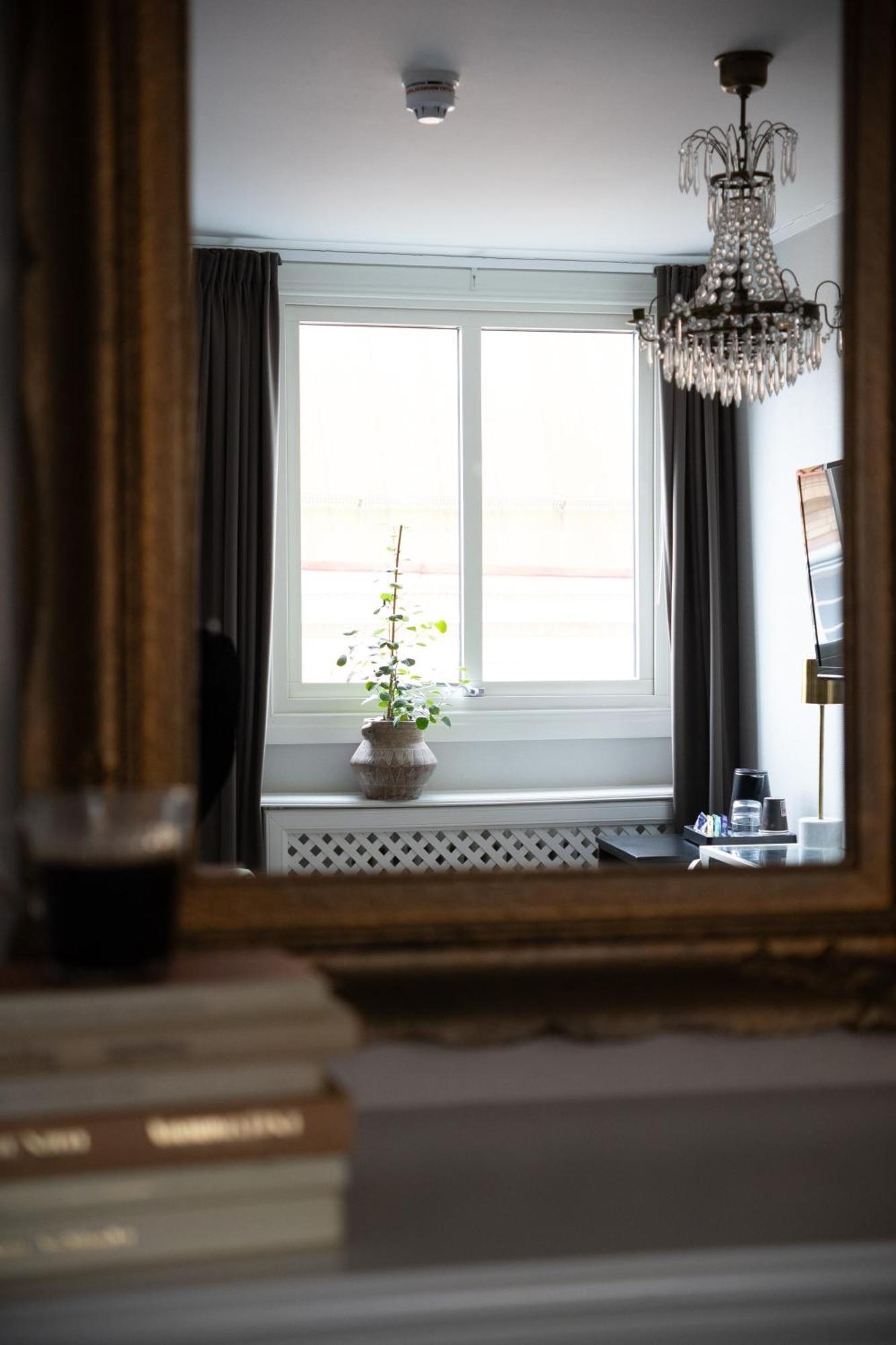 Hotell Esplanad Växjö الغرفة الصورة